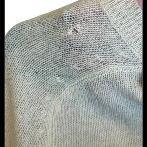 Cashmere 360 White Pink Ombré Oversized Sweater Size Small - Picture 4 of 5